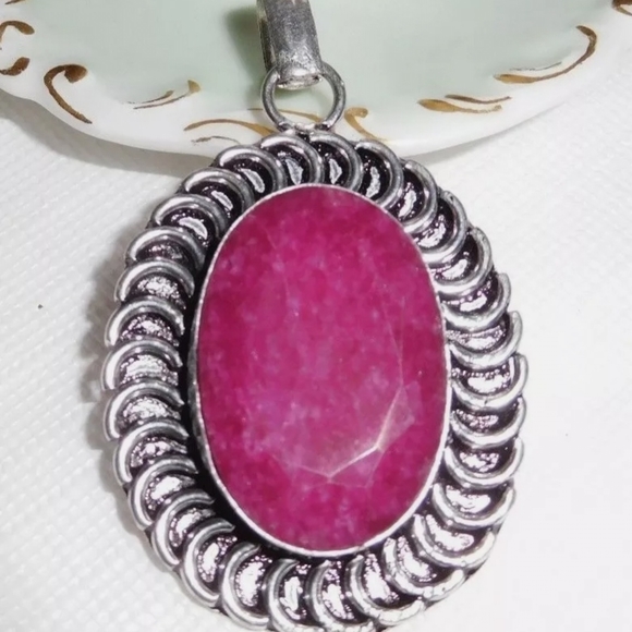 Natural Raw Cut Ruby 925 Silver Pendant - Picture 2 of 10